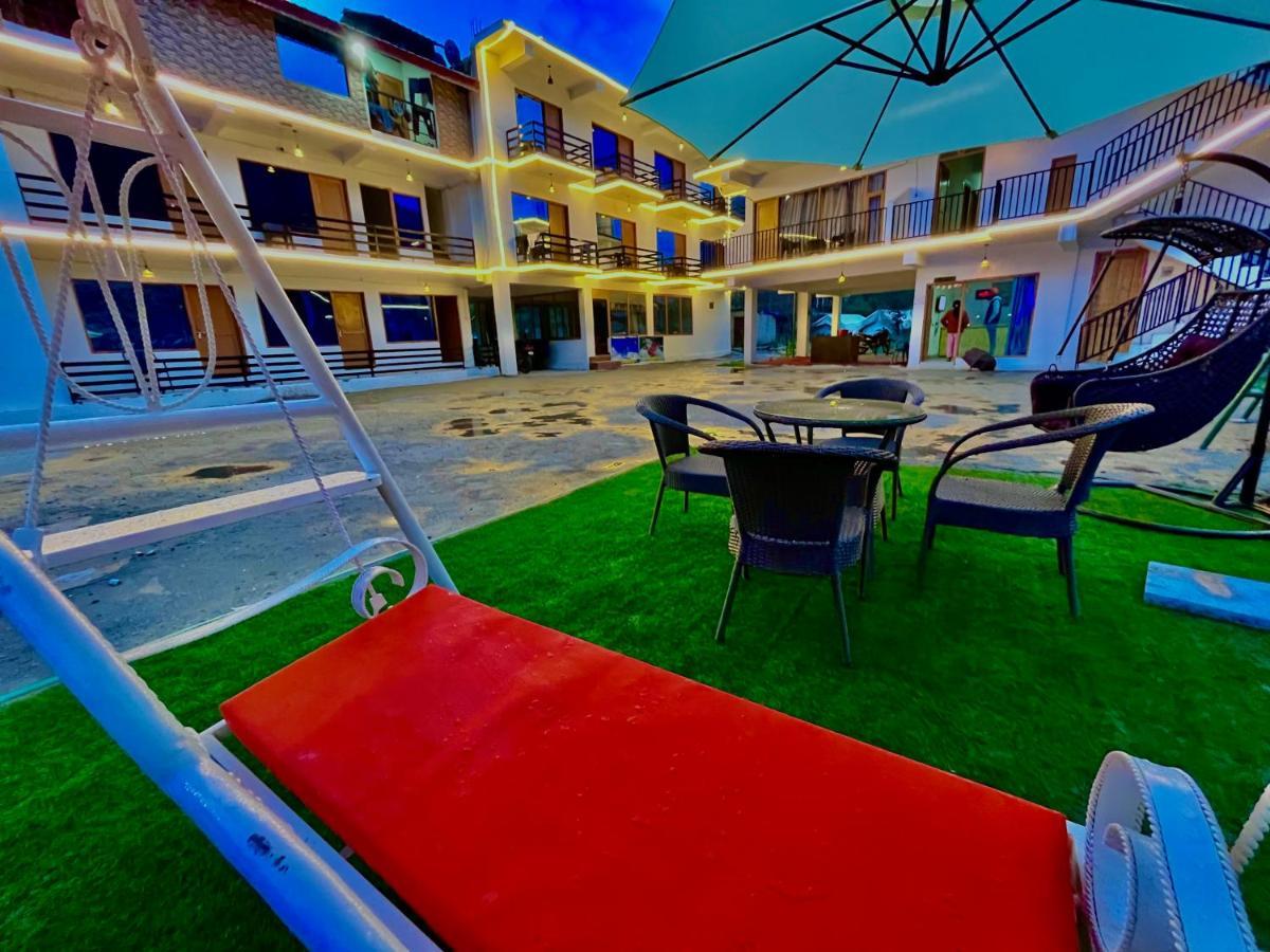 Hotel Happy Valley Riverside Resort, - Of The Year Manali (Himachal Pradesh)