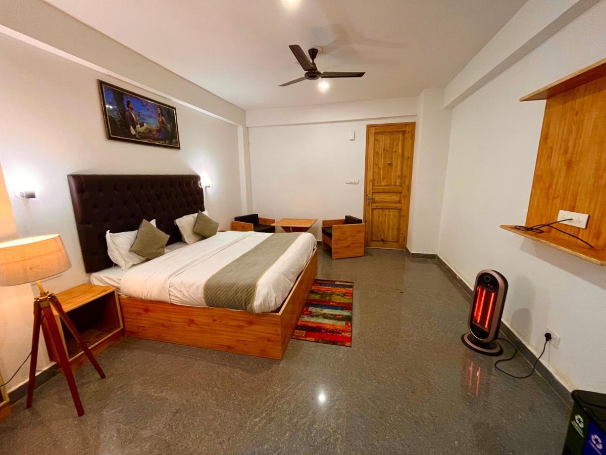 Hotel Happy Valley Riverside Resort, - Of The Year
